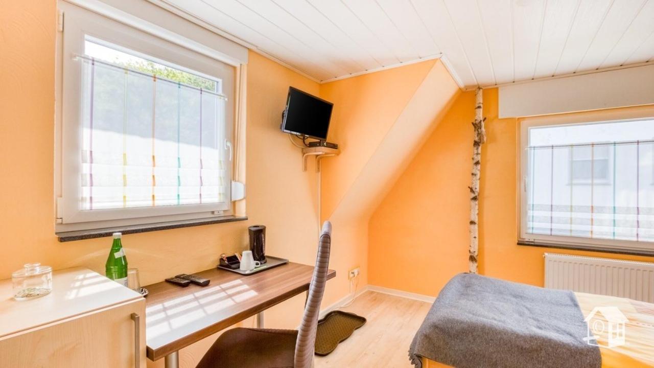 Pension Zum Rothaarsteig Netphen Exterior foto